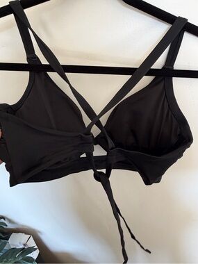 SWIM -Black Strappy Bikini top w adjustable ties 36DD